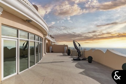 Apartamento en Palm Jumeirah, Dubai, 4 dormitorios, 457 m², № 98370 - foto 2