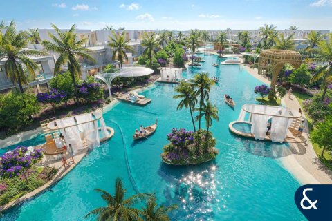 Купить виллу в Dubai Land, Дубай: 5 спален, 293м², № 98346 - фото 8