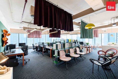 Bureau à Business Bay, Dubai, 102.3 m², № 137657 - photo 2