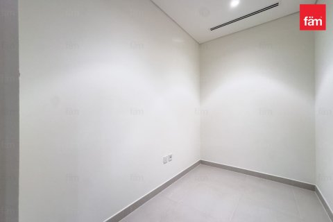 Apartment in Dubai 3 bedrooms, 180.1 sq.m. № 137646 - photo 12