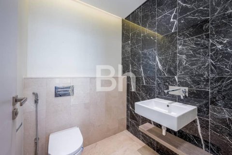 Снять в аренду квартиру в Пальме Джумейре, Дубай: 2 спальни, 120м², № 21759 - фото 9