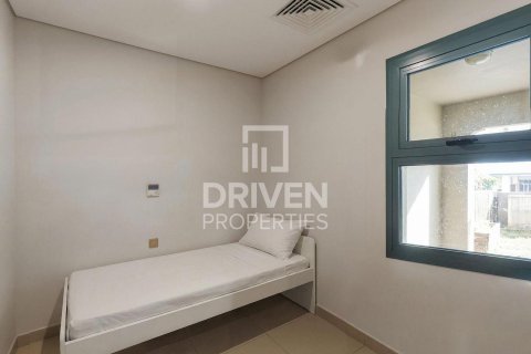Villa in Mirdif, Dubai 3 bedrooms, 267 sq.m. № 129041 - photo 10