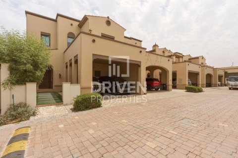 Villa in Mirdif, Dubai 3 bedrooms, 267 sq.m. № 129041 - photo 26
