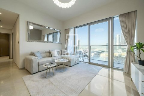 Apartamento en Opera District, Downtown Dubai (Downtown Burj Dubai), Dubai, 2 dormitorios, 105.26 m², № 129032 - foto 3
