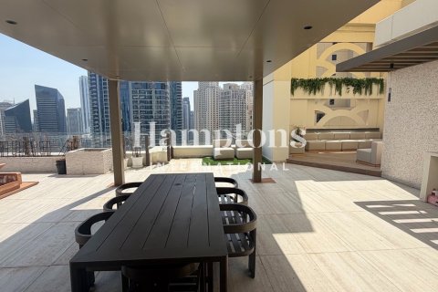 Penthouse in Jumeirah Beach Residence, Dubai 5 bedrooms, 575.16990524 sq.m. № 101192 - photo 12
