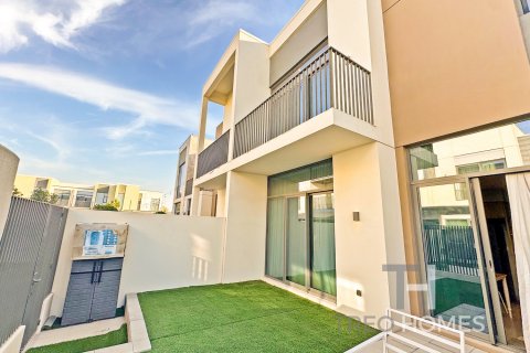 Maison de ville à Joy, Arabian Ranches 3, Dubai, 3 chambres, 180 m², № 13616 - photo 1