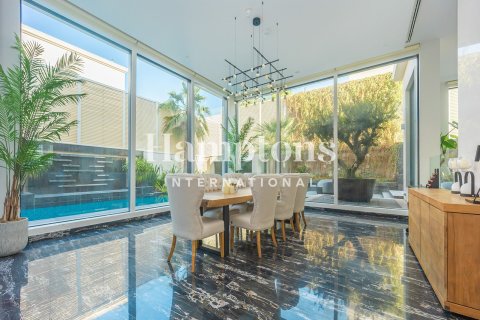 Снять в аренду виллу в Downtown Jumeirah, Al Sufouh, Дубай: 5 спален, 1635.09280000м², № 72426 - фото 13