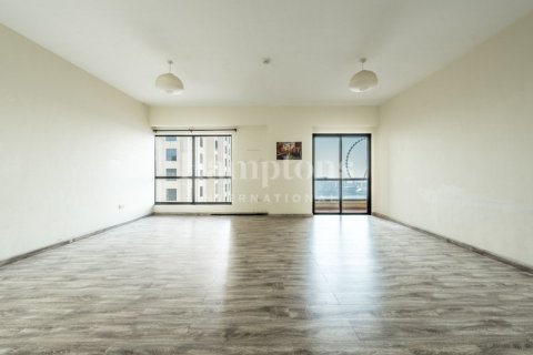 Apartment in Jumeirah Beach Residence, Dubai 2 bedrooms, 129.29960831 sq.m. № 72420 - photo 1