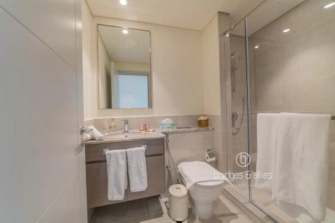 Снять в аренду квартиру в Даунтаун Дубай (Даунтаун Бурдж Дубай), Дубай: 2 спальни, 105м², № 97458 - фото 14