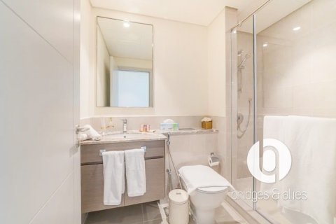 Снять в аренду квартиру в Даунтаун Дубай (Даунтаун Бурдж Дубай), Дубай: 2 спальни, 105м², № 97458 - фото 13