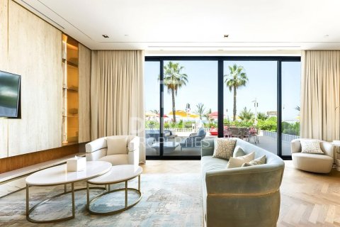 Apartment in The Heart of Europe, The World Islands, Dubai 1 bedroom, 304 sq.m. № 65359 - photo 3