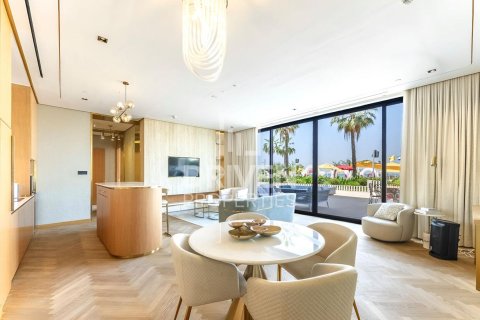 Apartment in The Heart of Europe, The World Islands, Dubai 1 bedroom, 304 sq.m. № 65359 - photo 1