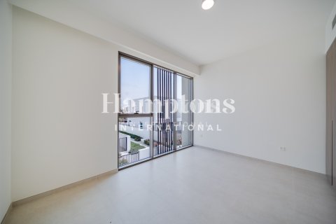 Снять в аренду таунхаус в Al Manara, Jumeirah Village Triangle, Дубай: 4 спальни, 257.51968376м², № 90816 - фото 3