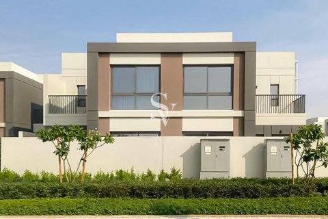 Adosado en The Pulse, Dubai South (Dubai World Central), Dubai, 3 dormitorios, 174 m², № 99268 - foto 8