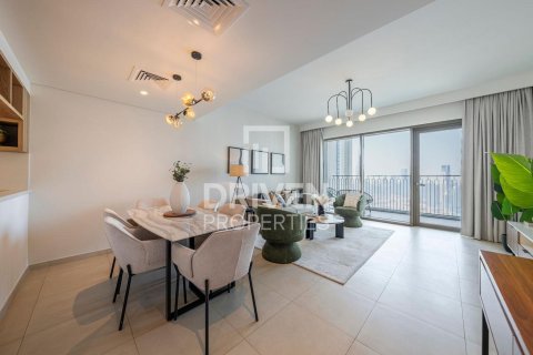 Apartment in Downtown Views II, Downtown Dubai (Downtown Burj Dubai), Dubai 3 bedrooms, 159 sq.m. № 65017 - photo 1