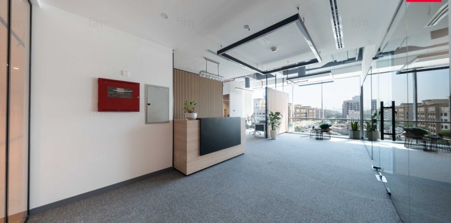 Офис в Sheikh Zayed Road, Дубай, 252.5м², № 95486