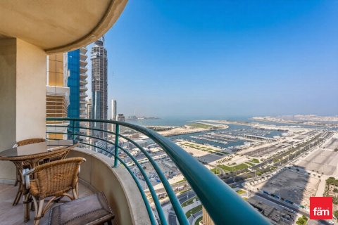 Apartment in Dubai Marina, Dubai 3 bedrooms, 201.9 sq.m. № 95529 - photo 11