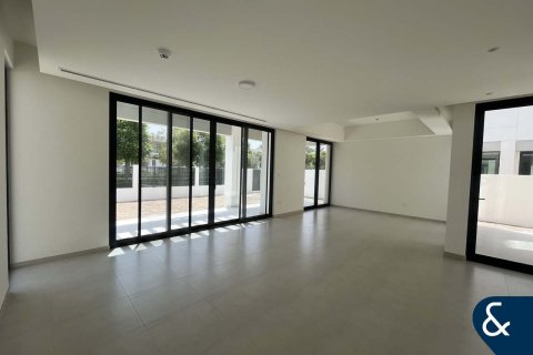 Villa in Caya, Arabian Ranches 3, Dubai 4 bedrooms, 450 sq.m. № 76624 - photo 3