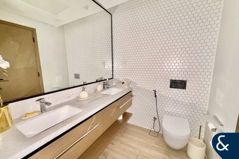 Apartment in Palace Residences, Dubai Creek Harbour (The Lagoons), Dubai 2 bedrooms, 102 sq.m. № 76625 - photo 14