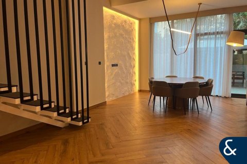 Villa à Dubai Marina, Dubai, 2 chambres, 288 m², № 76635 - photo 10