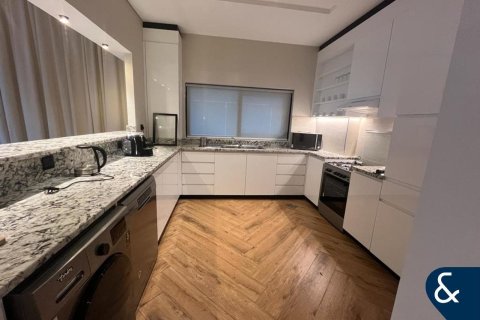 Villa à Dubai Marina, Dubai, 2 chambres, 288 m², № 76635 - photo 11