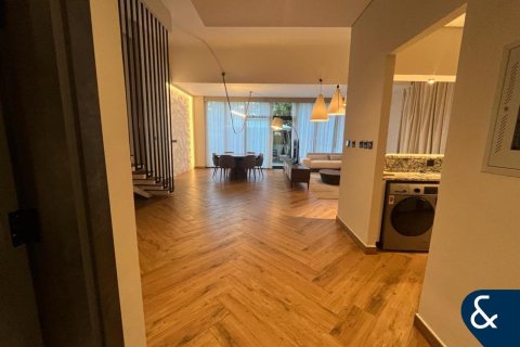 Villa à Dubai Marina, Dubai, 2 chambres, 288 m², № 76635 - photo 8