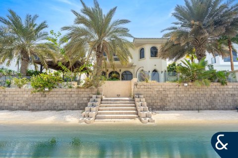Villa en Garden Homes, Palm Jumeirah, Dubai, 4 dormitorios, 465 m², № 76623 - foto 1