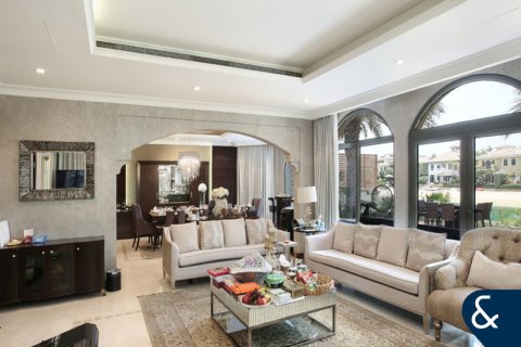Villa en Garden Homes, Palm Jumeirah, Dubai, 4 dormitorios, 465 m², № 76623 - foto 6