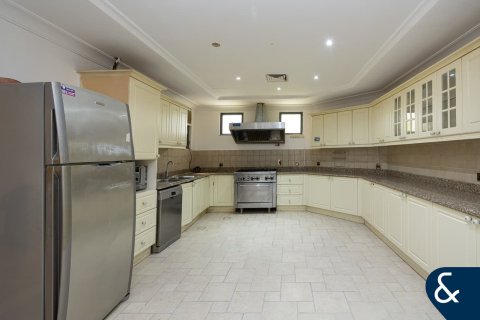 Villa en Garden Homes, Palm Jumeirah, Dubai, 4 dormitorios, 465 m², № 76623 - foto 24