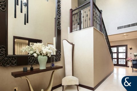 Villa en Garden Homes, Palm Jumeirah, Dubai, 4 dormitorios, 465 m², № 76623 - foto 2