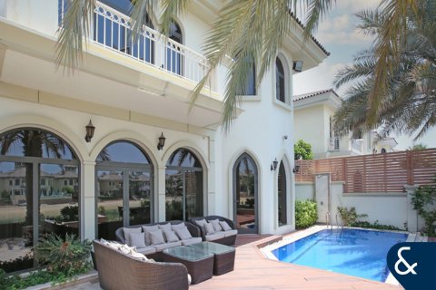 Villa en Garden Homes, Palm Jumeirah, Dubai, 4 dormitorios, 465 m², № 76623 - foto 17