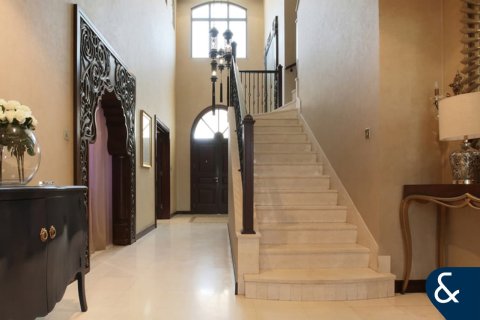 Villa en Garden Homes, Palm Jumeirah, Dubai, 4 dormitorios, 465 m², № 76623 - foto 4
