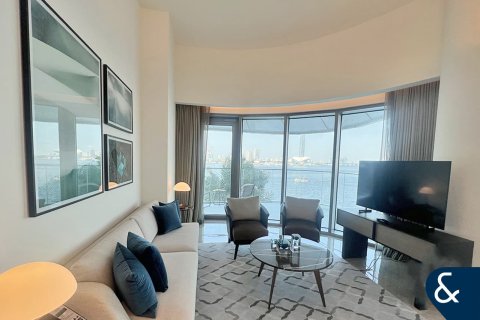 Снять в аренду квартиру в Address Harbour Point, Dubai Creek Harbour (The Lagoons), Дубай: 2 спальни, 134м², № 76636 - фото 1