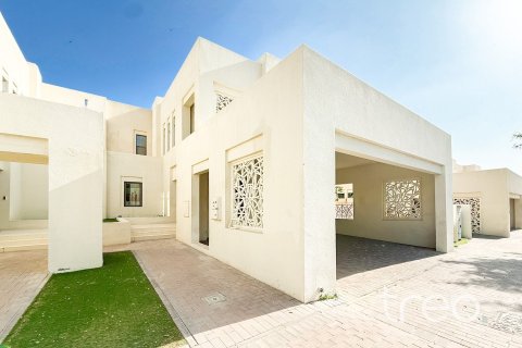 Townhouse in Mira Oasis, Reem, Dubai 3 bedrooms, 309 sq.m. № 119993 - photo 13