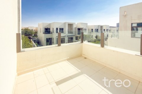 Townhouse in Mira Oasis, Reem, Dubai 3 bedrooms, 309 sq.m. № 119993 - photo 12