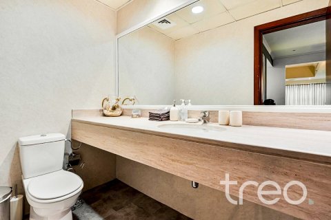 Снять в аренду квартиру в Дубай Марине, Дубай: 2 спальни, 228.54м², № 119997 - фото 13