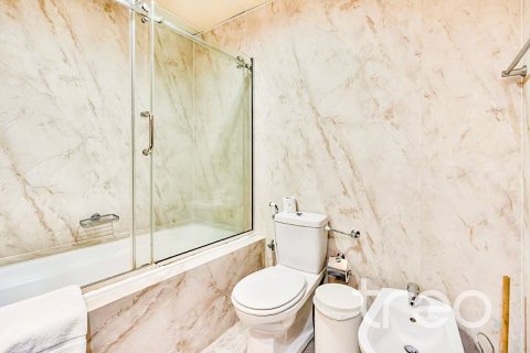 Снять в аренду квартиру в Дубай Марине, Дубай: 2 спальни, 228.54м², № 119997 - фото 10
