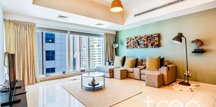 Квартира в Дубай Марине, Дубай, 2 спальни, 228.54м², № 119997