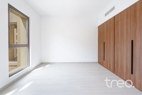 Снять в аренду квартиру в Дубае: 2 спальни, 105.91м², № 119996 - фото 13