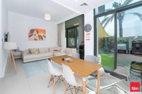 Villa en Dubai, 3 dormitorios, 128.6 m², № 109298 - foto 4