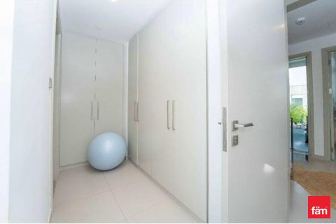 Villa en Dubai, 3 dormitorios, 128.6 m², № 109298 - foto 8