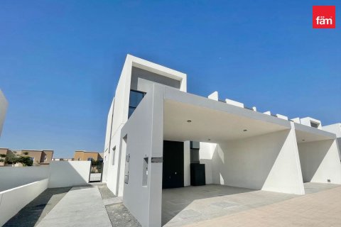 Townhouse in Dubai 4 bedrooms, 231.2 sq.m. № 119153
