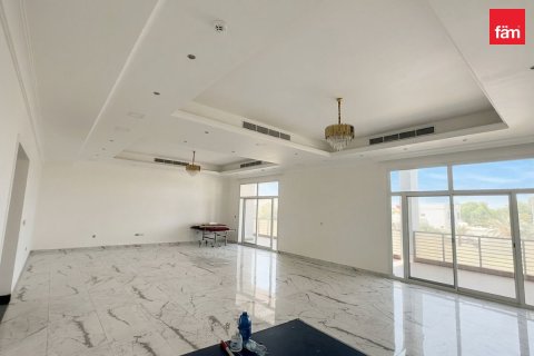 Villa in Dubai 9 bedrooms, 1712.3 sq.m. № 119149 - photo 5