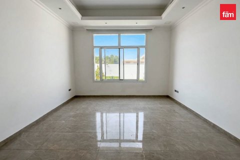 Villa in Dubai 9 bedrooms, 1712.3 sq.m. № 119149 - photo 3