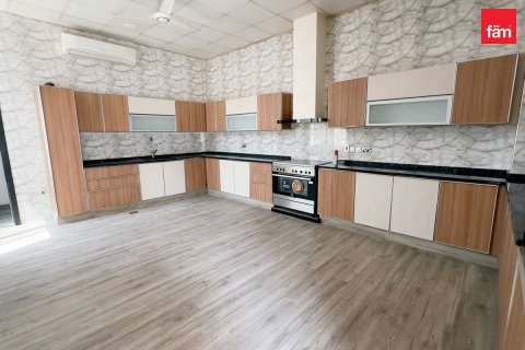 Villa in Dubai 9 bedrooms, 1712.3 sq.m. № 119149 - photo 9