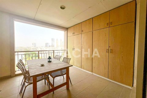 Apartment in Mosela, The Views, Dubai 2 bedrooms, 135 sq.m. № 105822 - photo 2