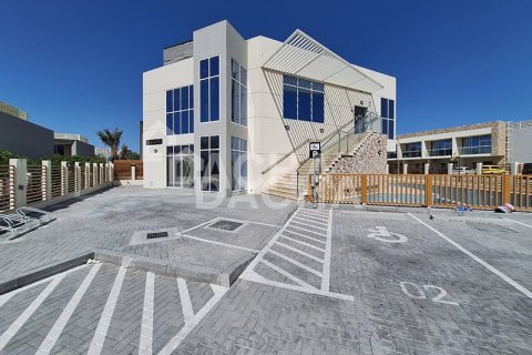 Townhouse in Dubai Land, Dubai 2 bedrooms, 101 sq.m. № 105821 - photo 17