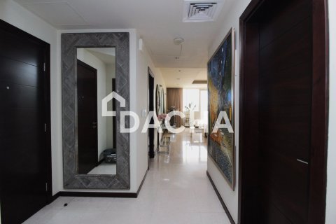 Apartment in Palm Jumeirah, Dubai 2 bedrooms, 223 sq.m. № 105824 - photo 12