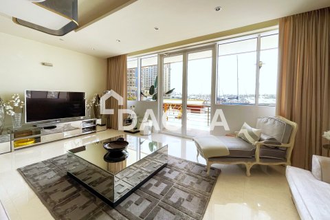 Apartment in Palm Jumeirah, Dubai 2 bedrooms, 223 sq.m. № 105824 - photo 25