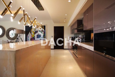 Apartment in Palm Jumeirah, Dubai 2 bedrooms, 223 sq.m. № 105824 - photo 16